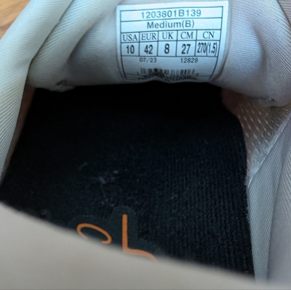 Brooks Ghost 15 Pink and White Running Shoes Size Womens 10 - Picture 5 of 6